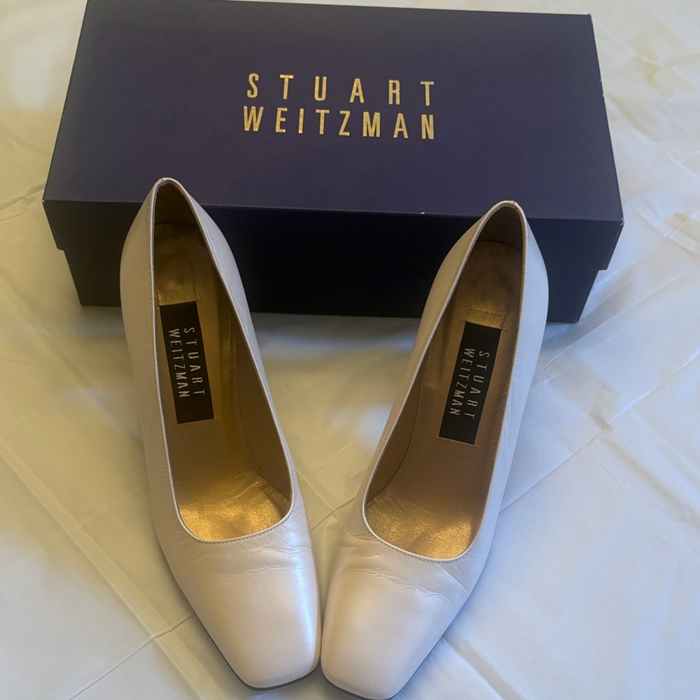 Stuart Weitzman Iridescent Oyster Sparkle Heel Cream Pumps